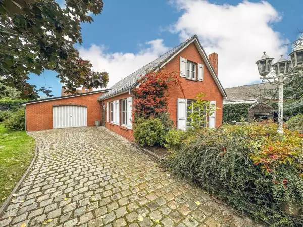Instapklare villa nabij het bruisende dorp van Koksijde.
