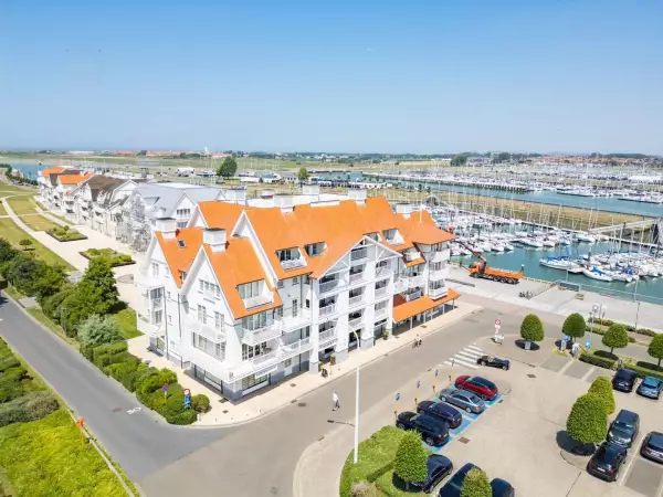 Appartement met twee terrassen en prachtig uitzicht op de jachthaven van Nieuwpoort