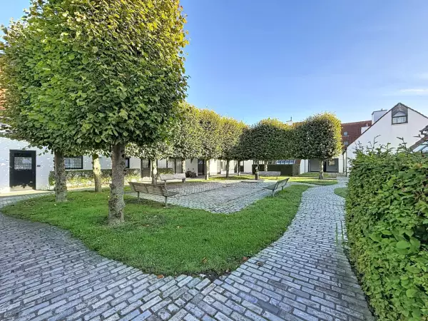 (vakantie)woning met zuidgerichte tuin en parking in Ysermonde Nieuwpoort